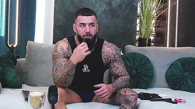 masterkingofmusclee online show from 01-17-25, 06:47