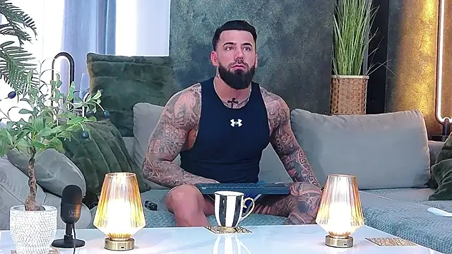 masterkingofmusclee online show from 04-01-26, 08:04