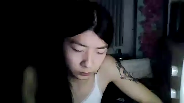 Snapshot of CarlyJoy chatting on 04-25-26, 03:20 CarlyJoy online show from 04-25-26, 03:20