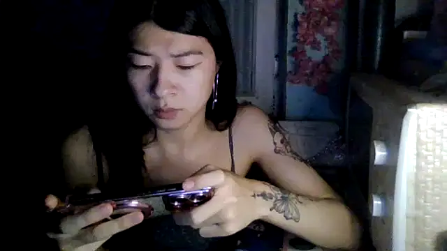 Snapshot of CarlyJoy chatting on 05-16-26, 03:11 CarlyJoy online show from 05-16-26, 03:11