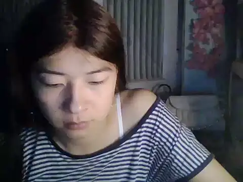 Snapshot of CarlyJoy chatting on 06-04-26, 04:02 CarlyJoy online show from 06-04-26, 04:02