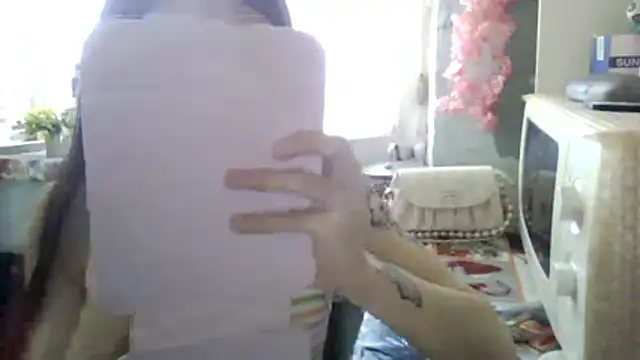 Snapshot of CarlyJoy chatting on 06-11-26, 12:47 CarlyJoy online show from 06-11-26, 12:47