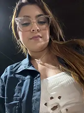 Snapshot of Natha_Fantasy chatting on 12-25-24, 01:42 Natha Fantasy online show from 12-25-24, 01:42