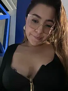 Snapshot of Natha_Fantasy chatting on 01-07-25, 12:03 Natha Fantasy online show from 01-07-25, 12:03