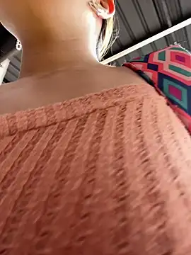 Snapshot of Natha_Fantasy chatting on 01-29-25, 07:22 Natha Fantasy online show from 01-29-25, 07:22