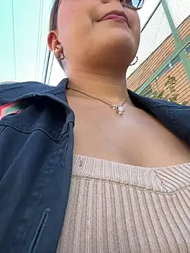 Snapshot of Natha_Fantasy chatting on 01-30-25, 07:59 Natha Fantasy online show from 01-30-25, 07:59