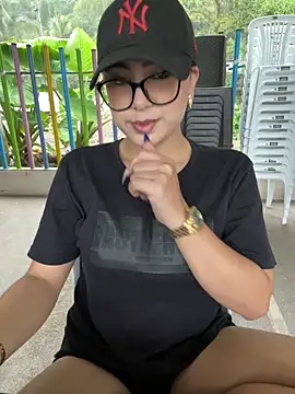 Snapshot of Natha_Fantasy chatting on 09-24-25, 06:55 Natha Fantasy online show from 09-24-25, 06:55