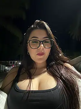 Snapshot of Natha_Fantasy chatting on 07-14-26, 04:39 Natha Fantasy online show from 07-14-26, 04:39