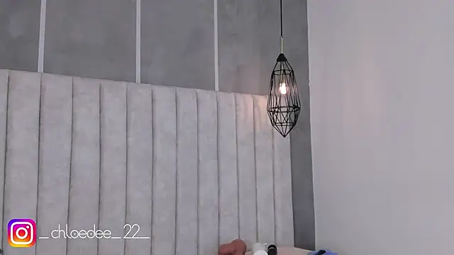 chloe d online show from 01-20-25, 01:53