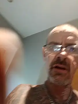 deepstroker42071 online show from 01-09-26, 03:09