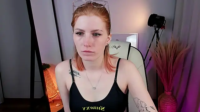 Mira  Blush online show from 12-29-24, 01:38