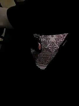 Snapshot of ikarus07 chatting on 01-06-25, 10:37 ikarus07 online show from 01-06-25, 10:37