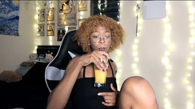 Cristal Jonasxh online show from 02-03-25, 02:47