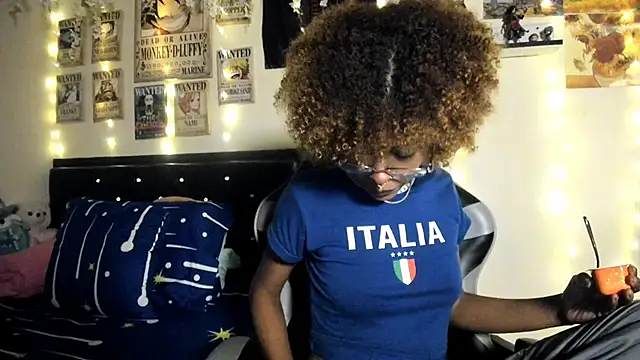 Cristal Jonasxh online show from 10-17-25, 05:21