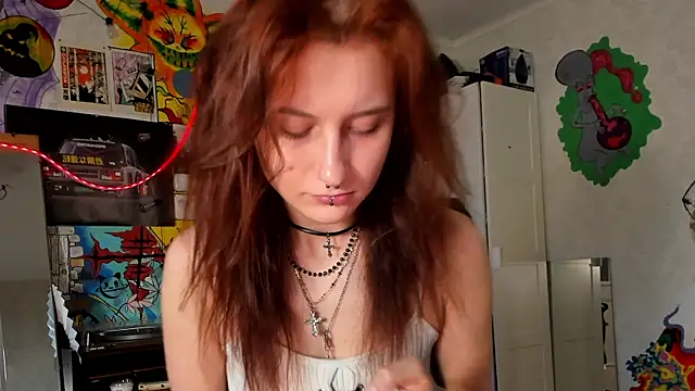 Snapshot of Sunny_Mouse_ chatting on 06-25-26, 05:17 Sunny Mouse online show from 06-25-26, 05:17