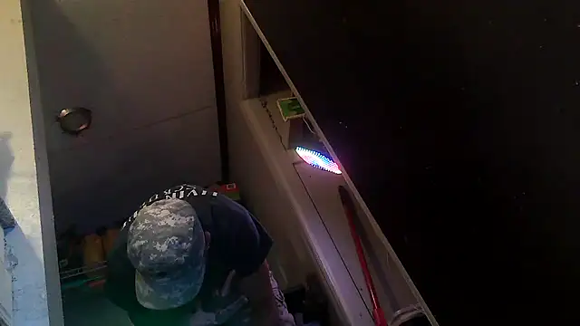 Snapshot of Bi_curious86 chatting on 11-01-25, 10:01 Bi curious86 online show from 11-01-25, 10:01