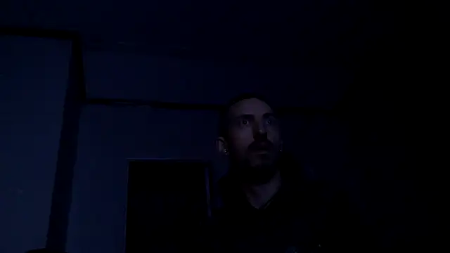 Snapshot of Bi_curious86 chatting on 12-02-25, 08:41 Bi curious86 online show from 12-02-25, 08:41