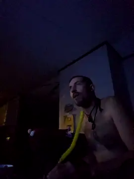 Snapshot of Bi_curious86 chatting on 12-03-25, 09:29 Bi curious86 online show from 12-03-25, 09:29