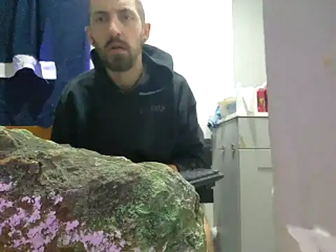 Bi curious86 online show from 02-15-26, 09:11