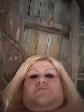 ducicsajsziii online show from 03-07-25, 08:22