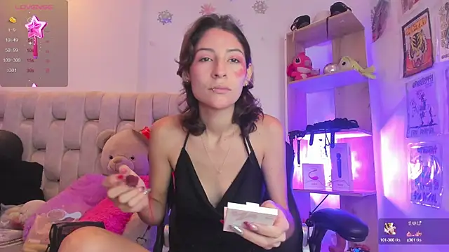 Snapshot of Gorgeous_Team chatting on 01-06-25, 07:45 Gorgeous Team online show from 01-06-25, 07:45