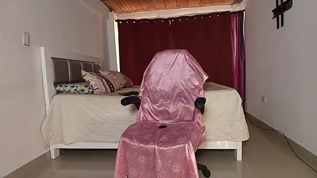 Danna 777 online show from 09-19-25, 09:04