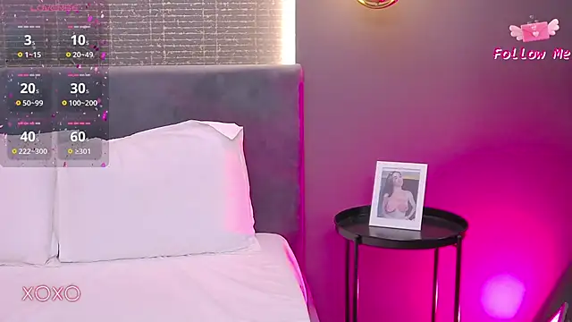 LaraKent online show from 02-19-25, 09:03