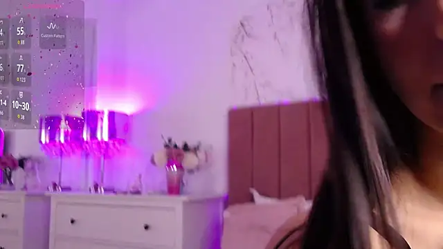 LaraKent online show from 11-14-25, 06:45