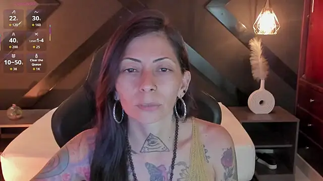 Snapshot of dark_gotica chatting on 02-20-26, 07:14 dark gotica online show from 02-20-26, 07:14