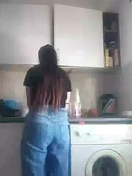 Snapshot of bruna_safadinhaa chatting on 12-11-24, 12:23 bruna safadinhaa online show from 12-11-24, 12:23