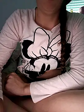 Snapshot of bruna_safadinhaa chatting on 09-29-25, 03:39 bruna safadinhaa online show from 09-29-25, 03:39