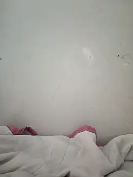 Snapshot of bruna_safadinhaa chatting on 11-22-25, 03:22 bruna safadinhaa online show from 11-22-25, 03:22