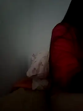 Snapshot of bruna_safadinhaa chatting on 11-26-25, 05:03 bruna safadinhaa online show from 11-26-25, 05:03