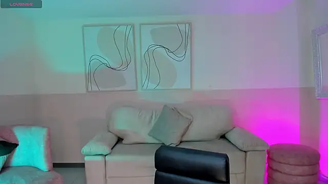 AlessiaCorleone  online show from 01-24-25, 08:43