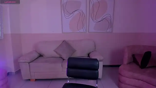 AlessiaCorleone  online show from 01-31-25, 08:01