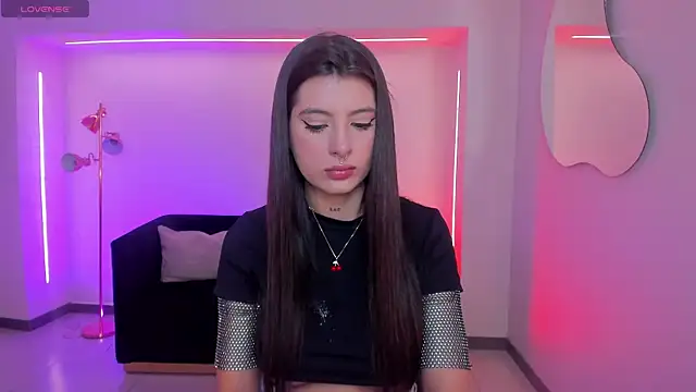 AlessiaCorleone  online show from 11-17-25, 07:30