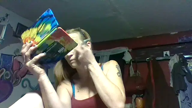 Snapshot of 4EyedSluttyGinger chatting on 12-23-24, 04:39 4EyedSluttyGinger online show from 12-23-24, 04:39