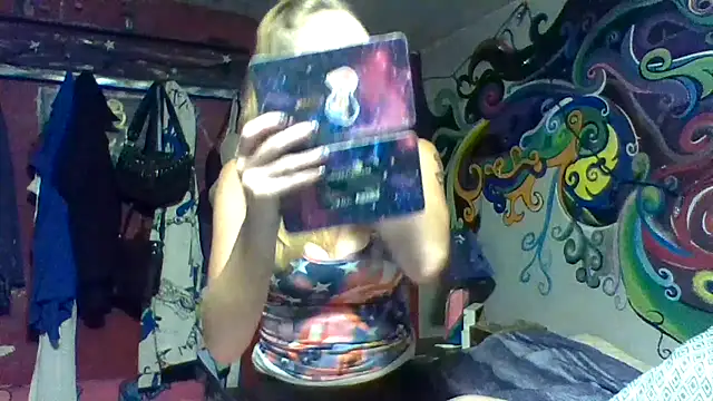 Snapshot of 4EyedSluttyGinger chatting on 09-08-25, 08:41 4EyedSluttyGinger online show from 09-08-25, 08:41