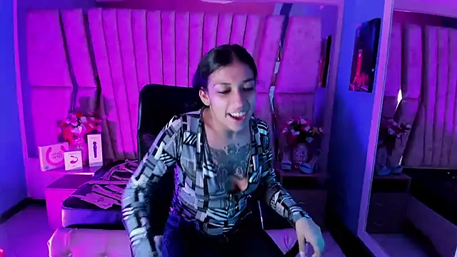 TeennNaugthy18 online show from 02-10-25, 02:30