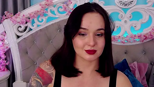 Snapshot of MeIisaLove chatting on 02-26-26, 07:24 MeIisaLove online show from 02-26-26, 07:24