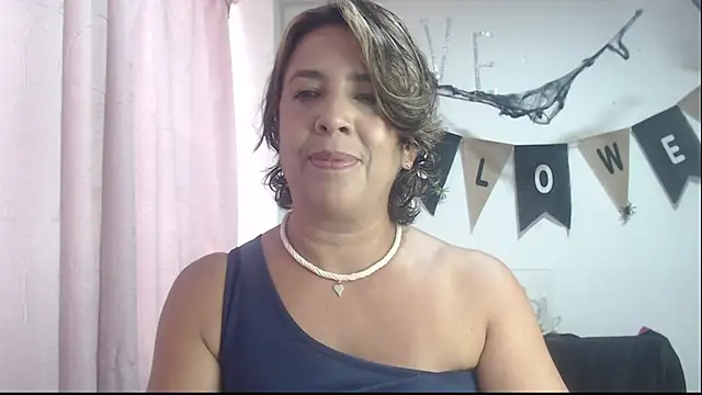 Victoria meester online show from 10-06-25, 03:20