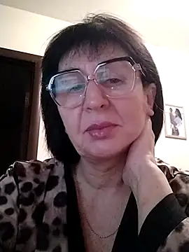 AlbinaXPretty online show from 01-01-25, 06:27