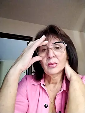 AlbinaXPretty online show from 09-28-25, 07:25