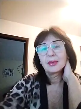 AlbinaXPretty online show from 10-08-25, 06:22