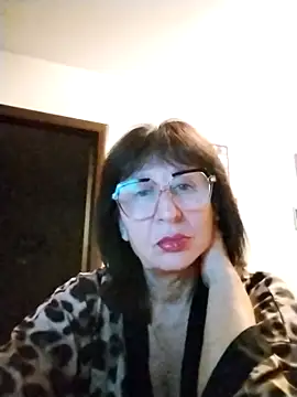 AlbinaXPretty online show from 10-15-25, 08:09