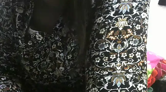 Snapshot of shekira99 chatting on 01-21-25, 07:17 shekira99 online show from 01-21-25, 07:17