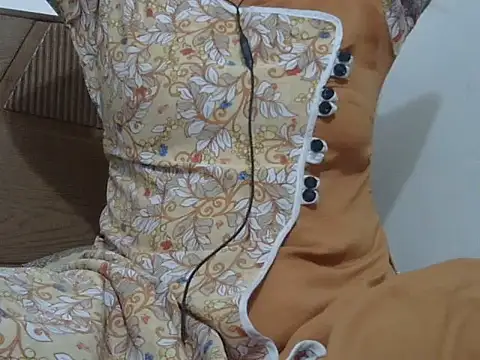 Snapshot of shekira99 chatting on 11-06-25, 02:07 shekira99 online show from 11-06-25, 02:07