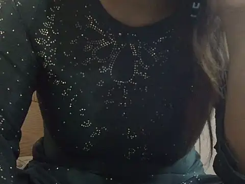 Snapshot of shekira99 chatting on 11-24-25, 05:29 shekira99 online show from 11-24-25, 05:29