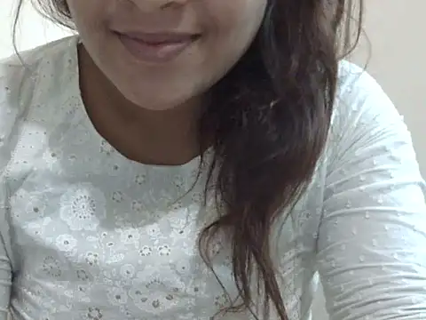 Snapshot of shekira99 chatting on 11-25-25, 06:02 shekira99 online show from 11-25-25, 06:02