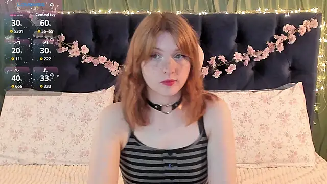 Snapshot of AliceLanley chatting on 06-19-26, 02:32 AliceLanley online show from 06-19-26, 02:32